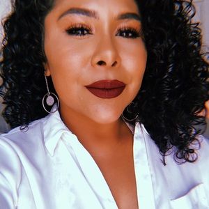 Meet your Posher, Luz